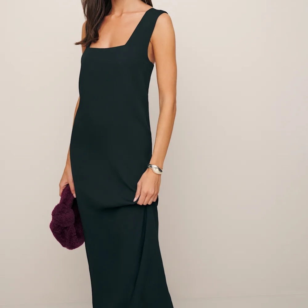 Reformation Vea Dress Black - Size 2